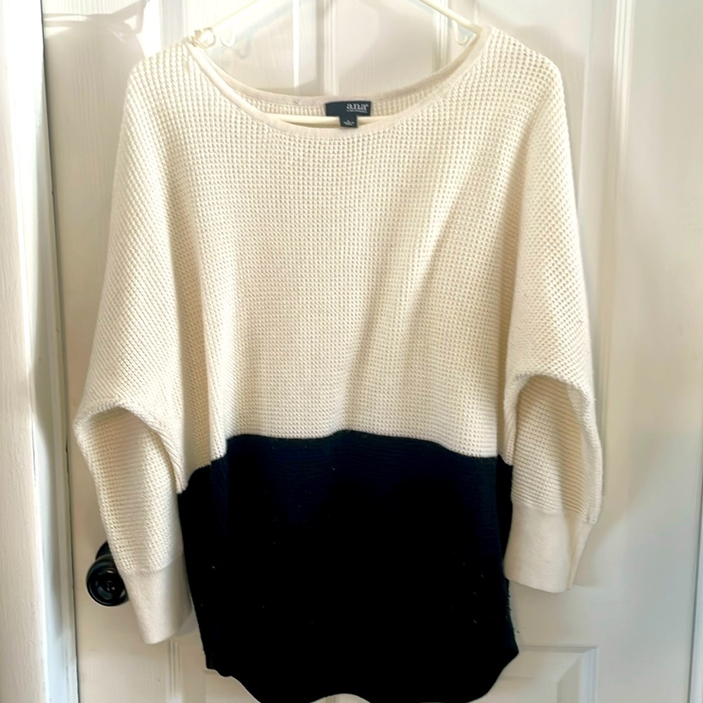 Ana black & white sweater